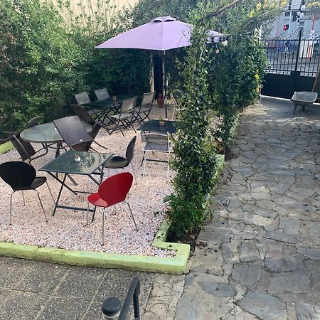 Le Jardin D Ines Hotell Espéraza Eksteriør bilde