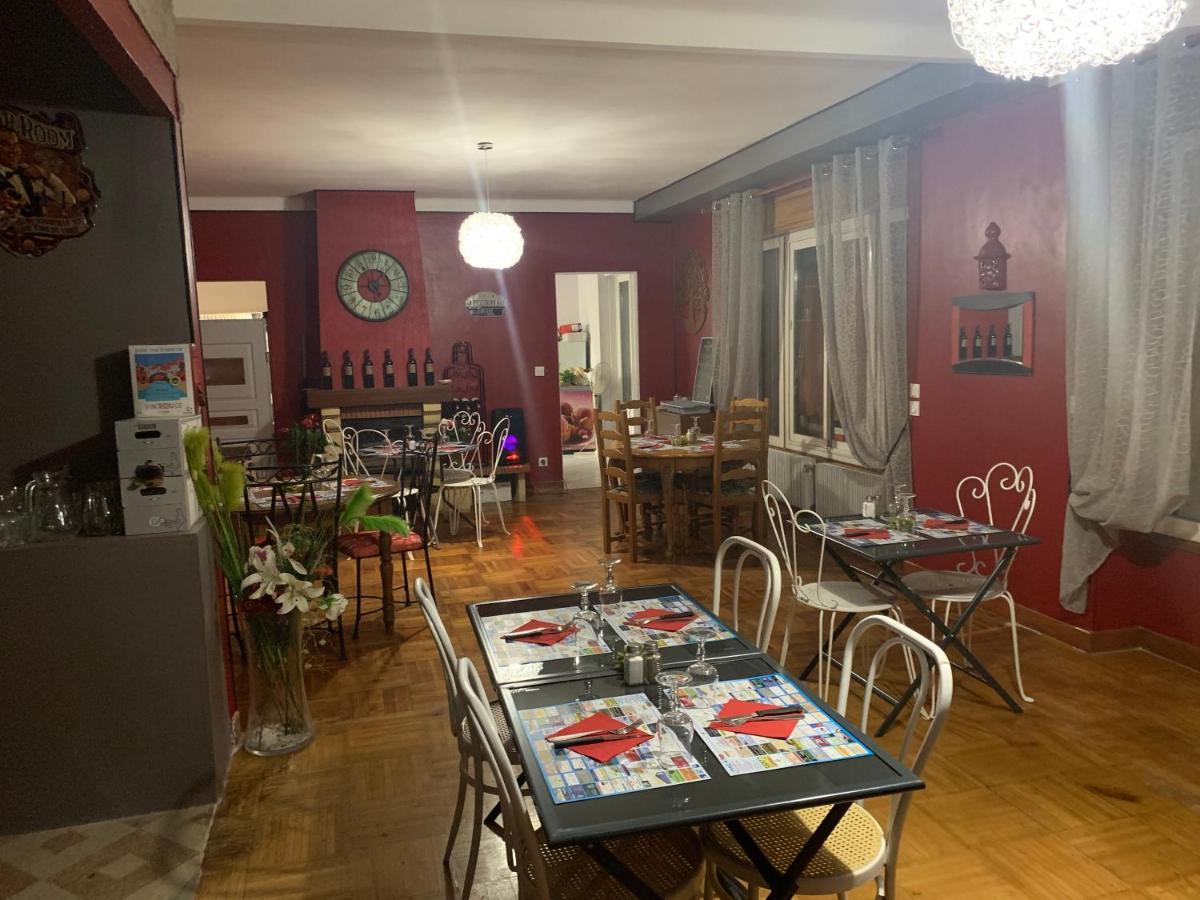 Le Jardin D Ines Hotell Espéraza Eksteriør bilde