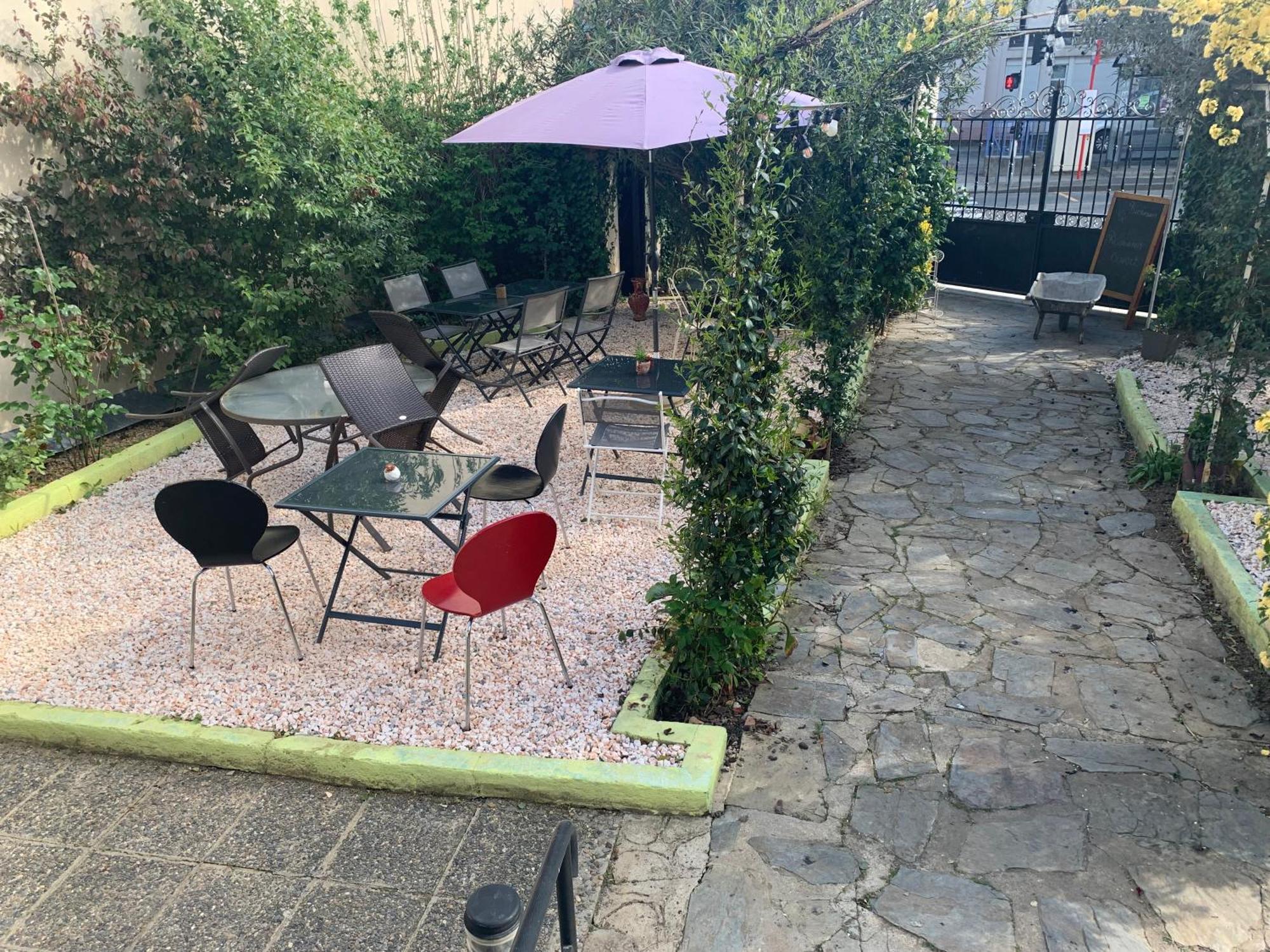 Le Jardin D Ines Hotell Espéraza Eksteriør bilde